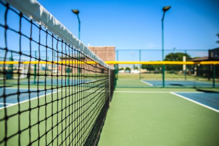 El deporte que está revolucionando la salud: Descubre cómo el Pickleball transforma tu cuerpo y mente